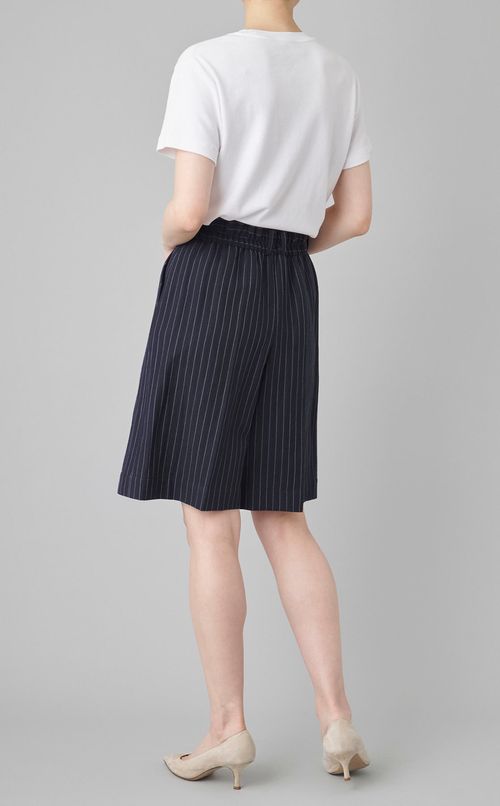 ウールリネンストライプショートパンツ