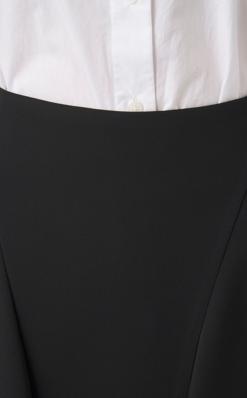 フロントドレープレーススカート