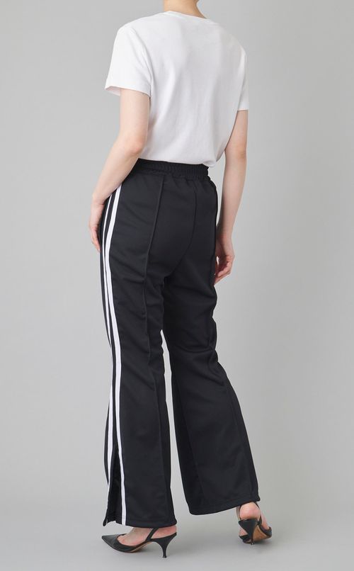 タック入りフレアトラックパンツ