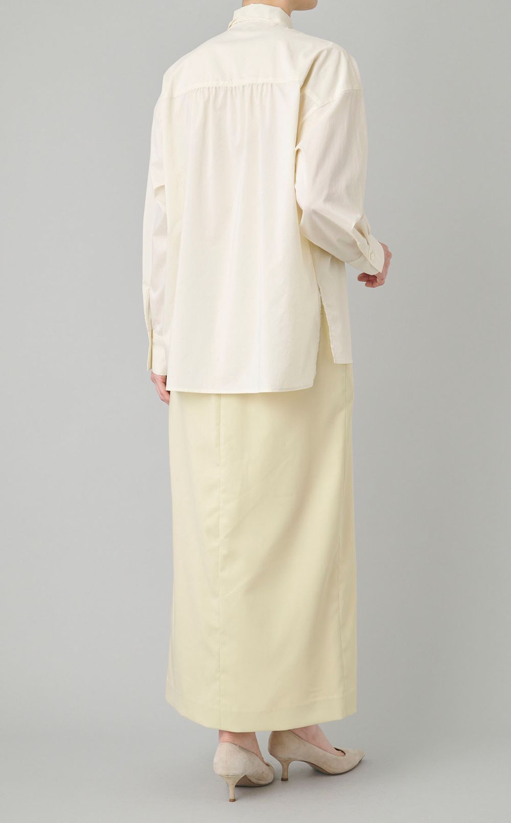 タフタボウタイブラウス