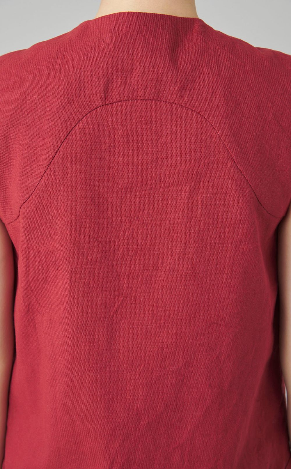 リネン混Vネックベスト