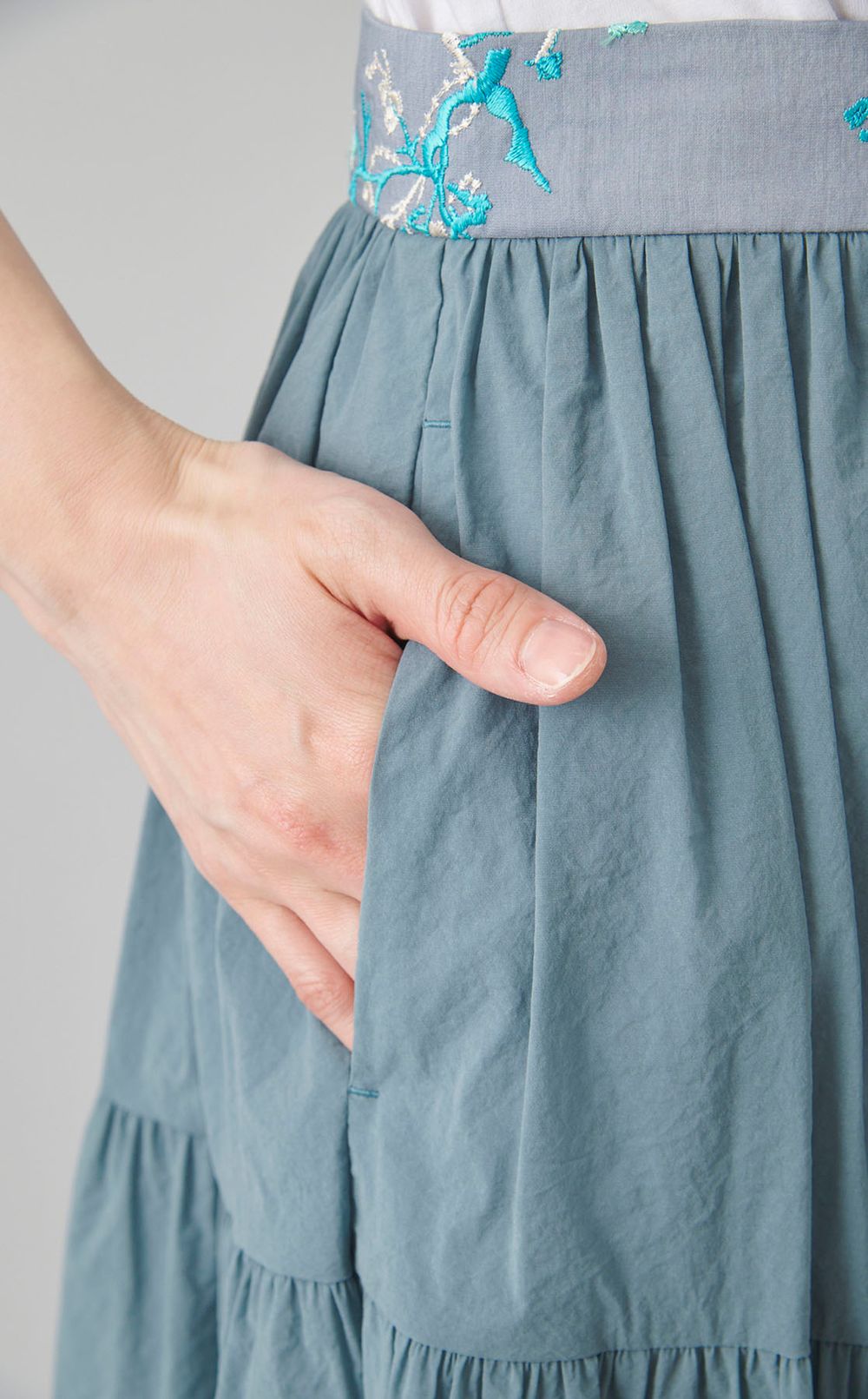 フィッシュエンブロイダリースカート