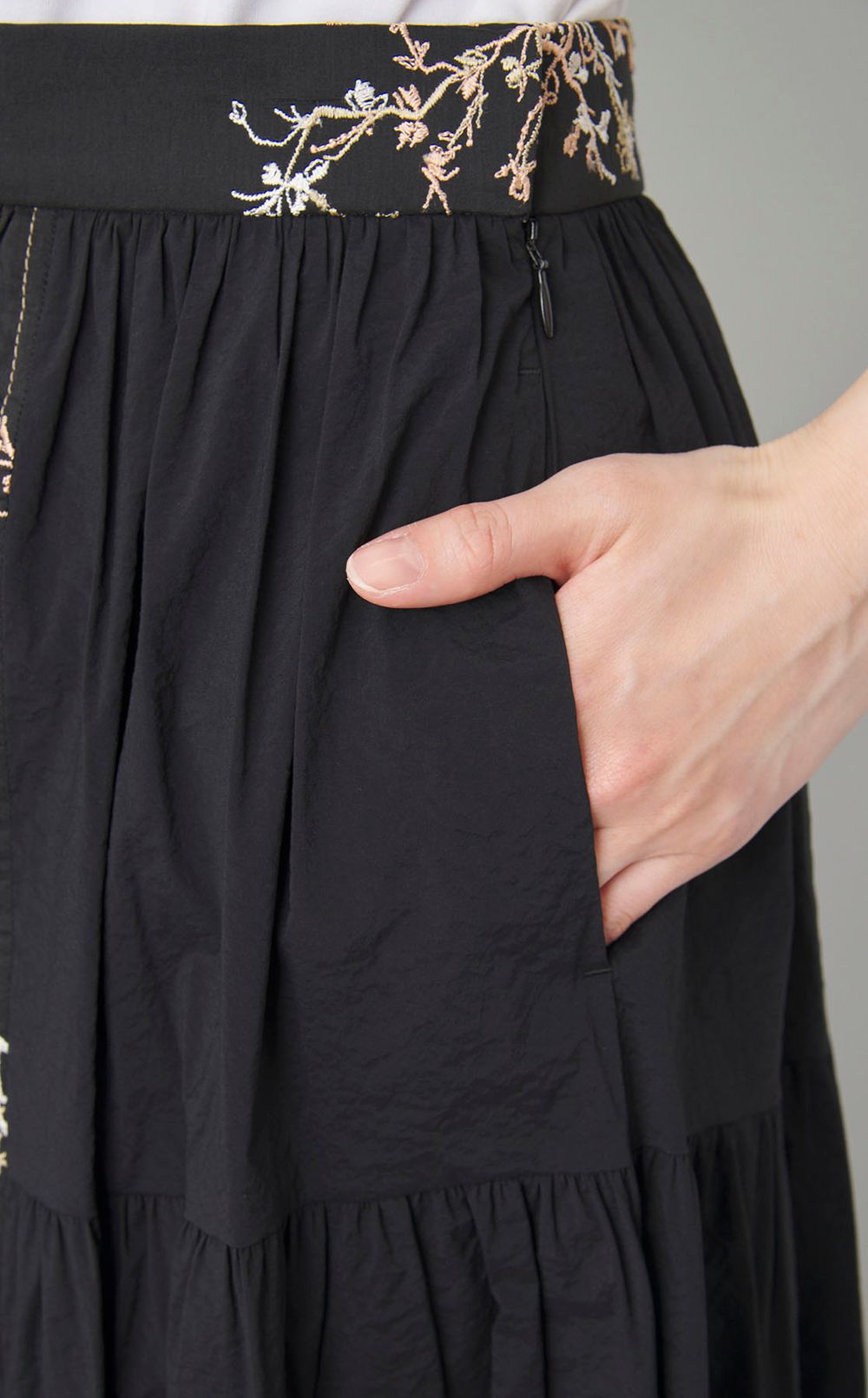フィッシュエンブロイダリースカート