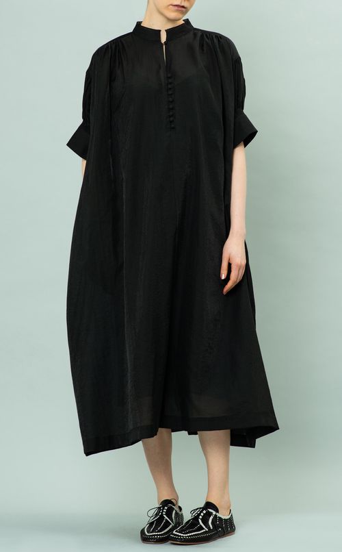 シャンブレースタンドカラーワンピース