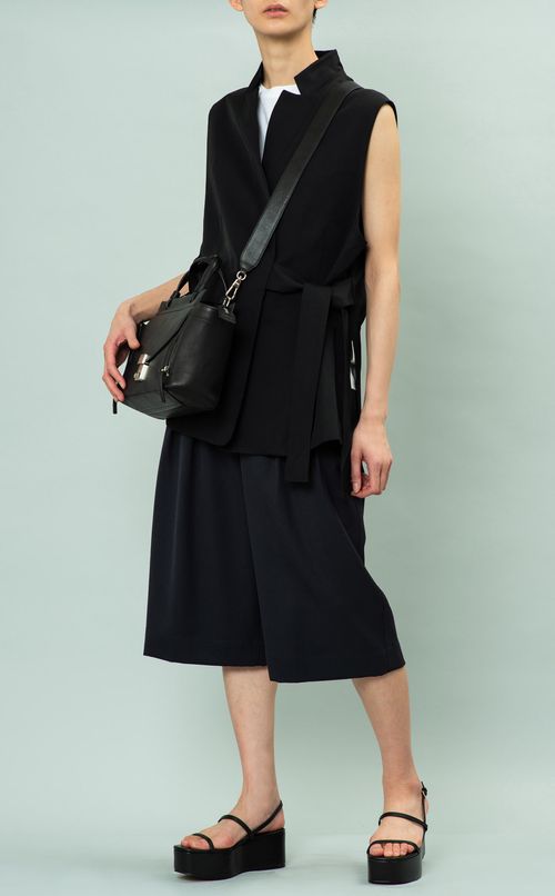 ベルト付テーラードベスト