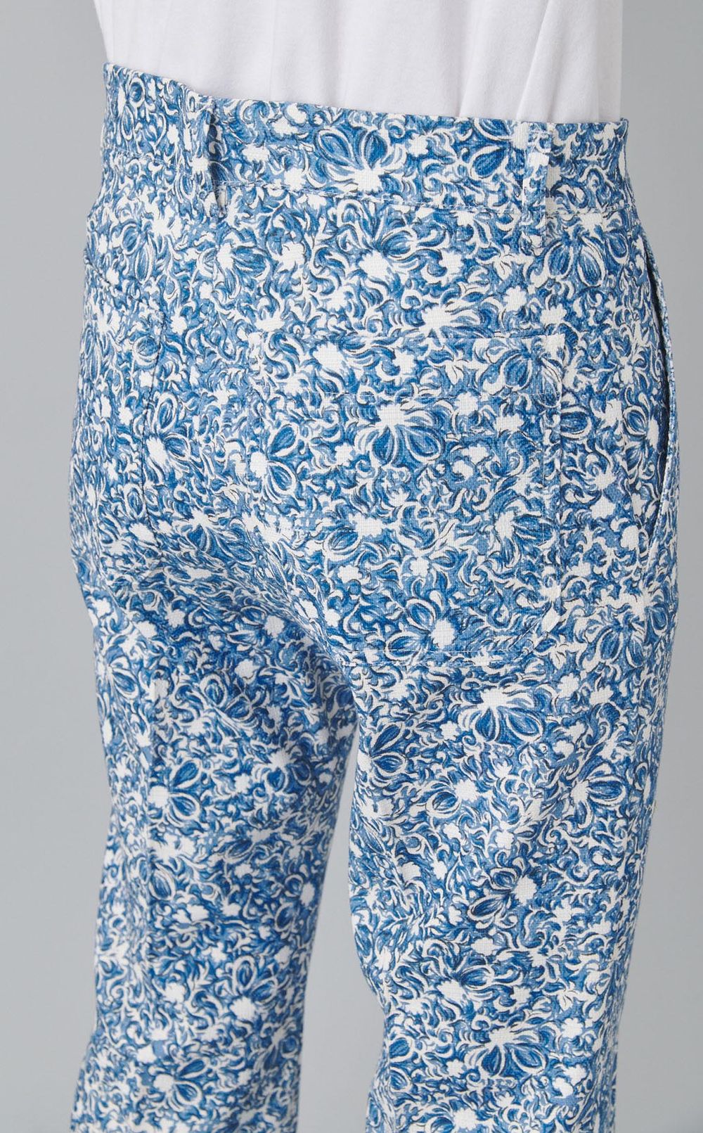 ストレッチ混プリントクロップドパンツ