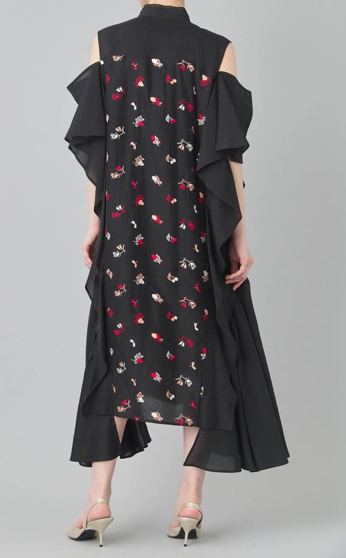 フルーツ刺繍ラッフルワンピース