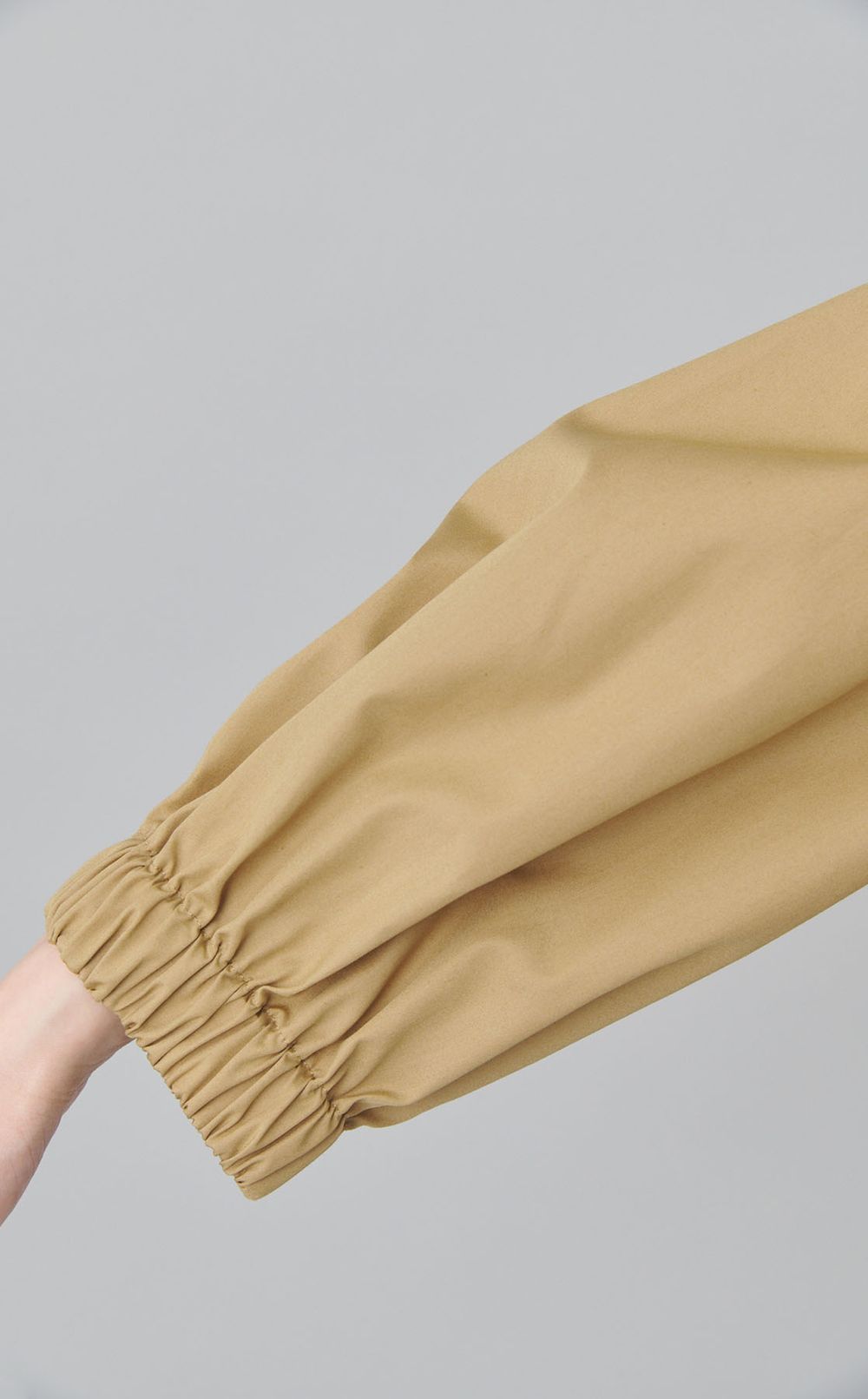 ギャザースリーブソリッドワンピース