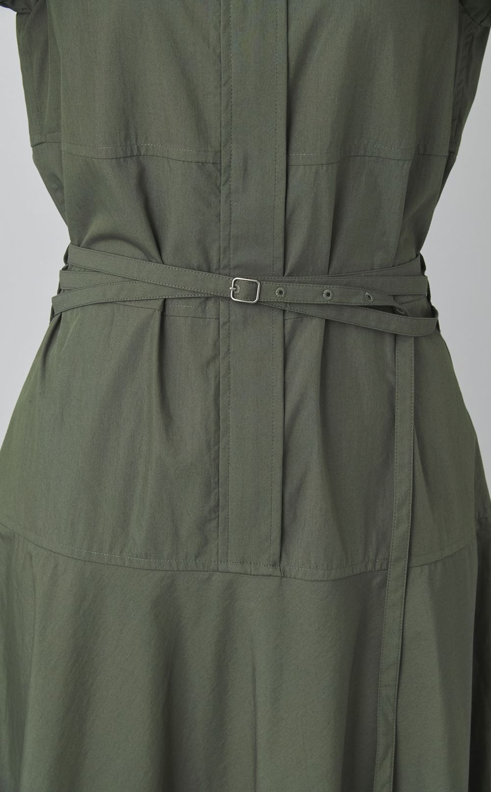 コットンナイロンベルテッドワンピース