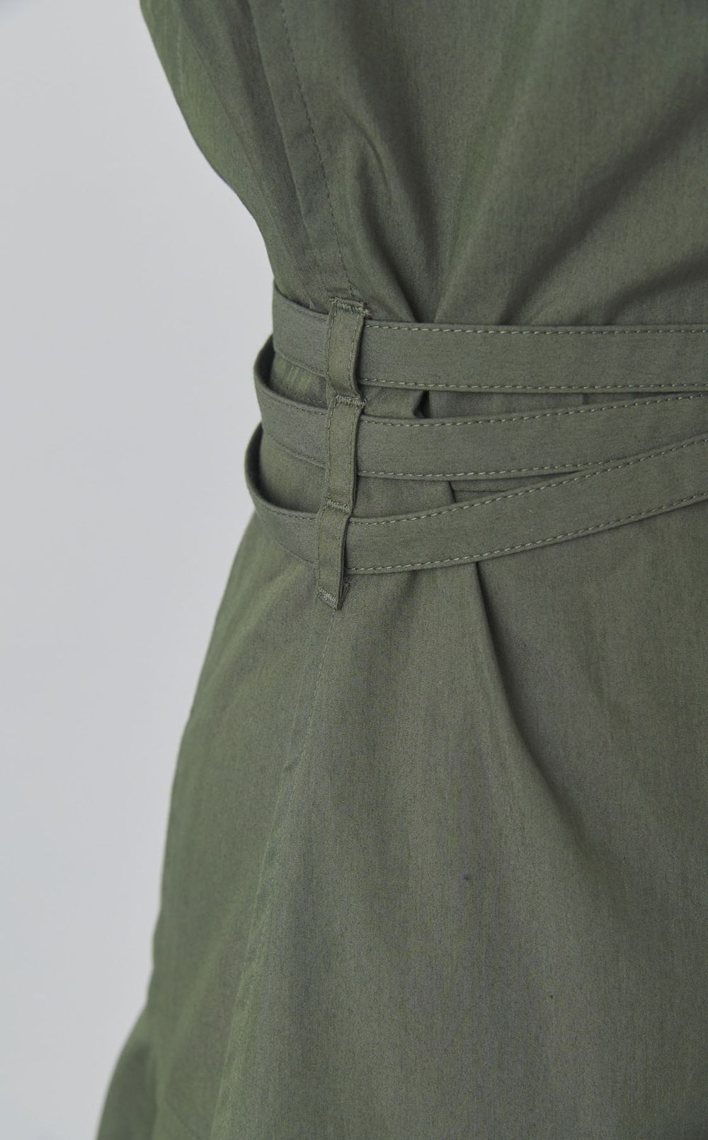 コットンナイロンベルテッドワンピース