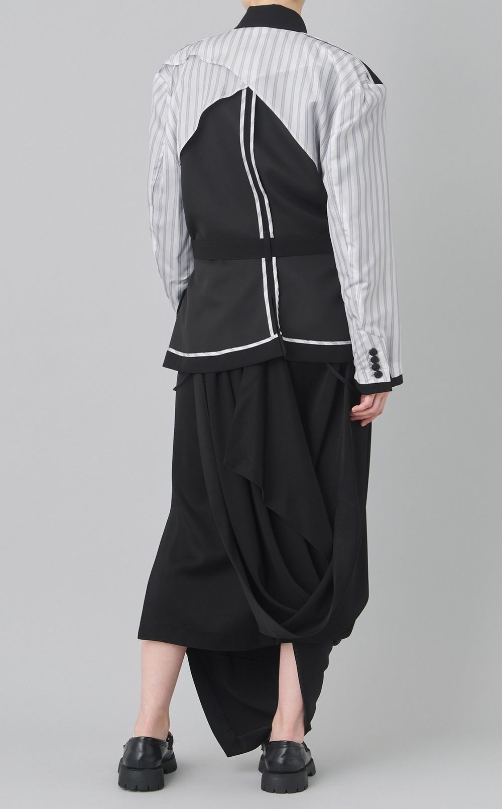 テーラードベルテッドショートジャケット