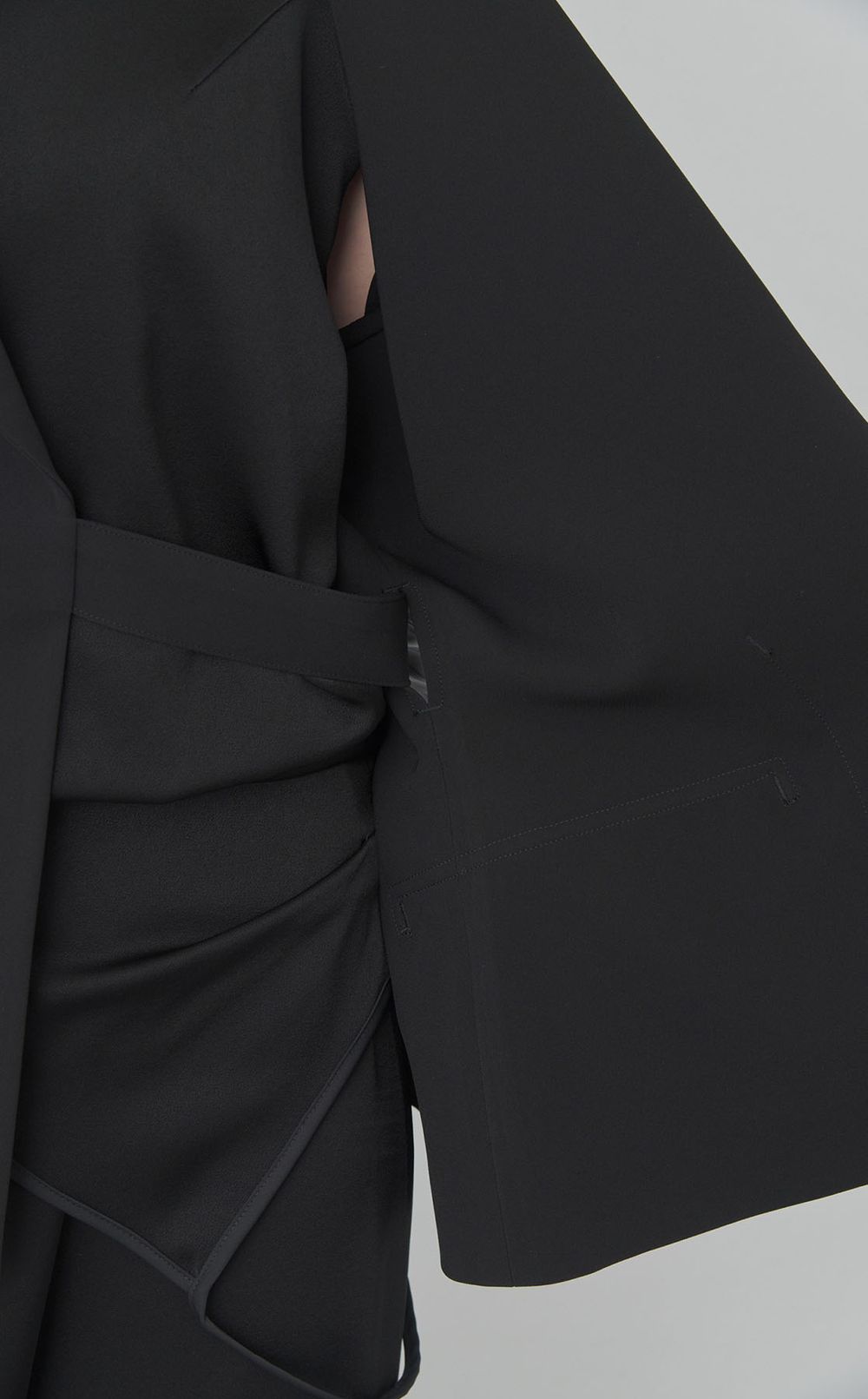 テーラードベルテッドショートジャケット