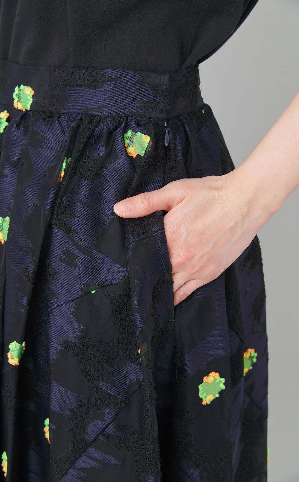 コーラルジャガードスカート