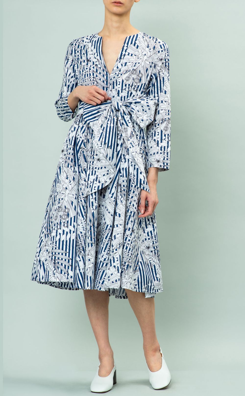 フラワープリントワンピース