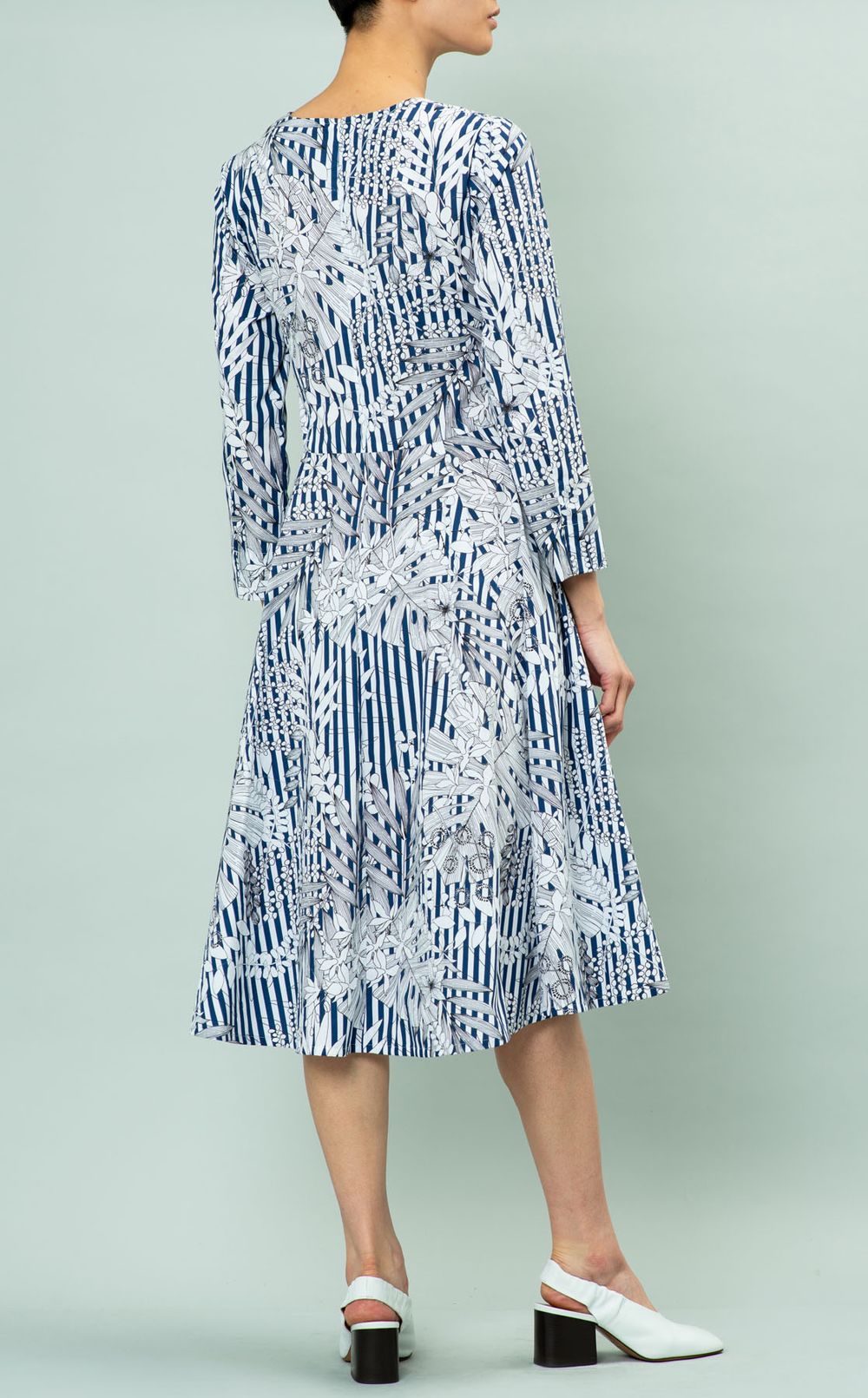 フラワープリントワンピース