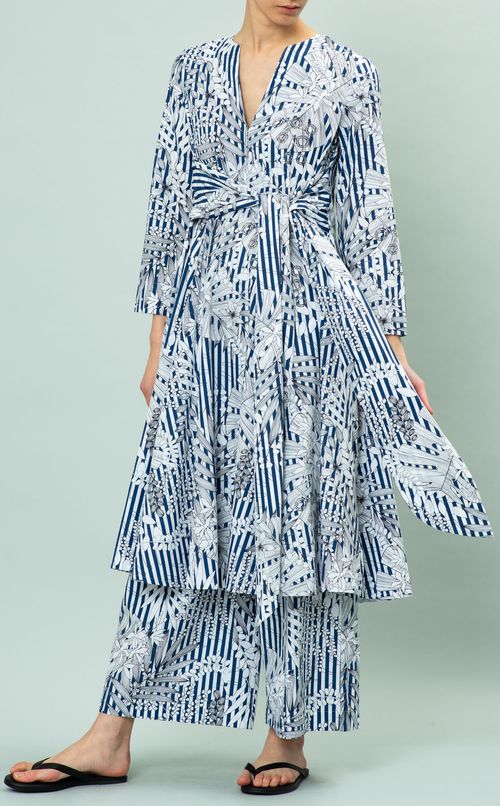 フラワープリントワンピース