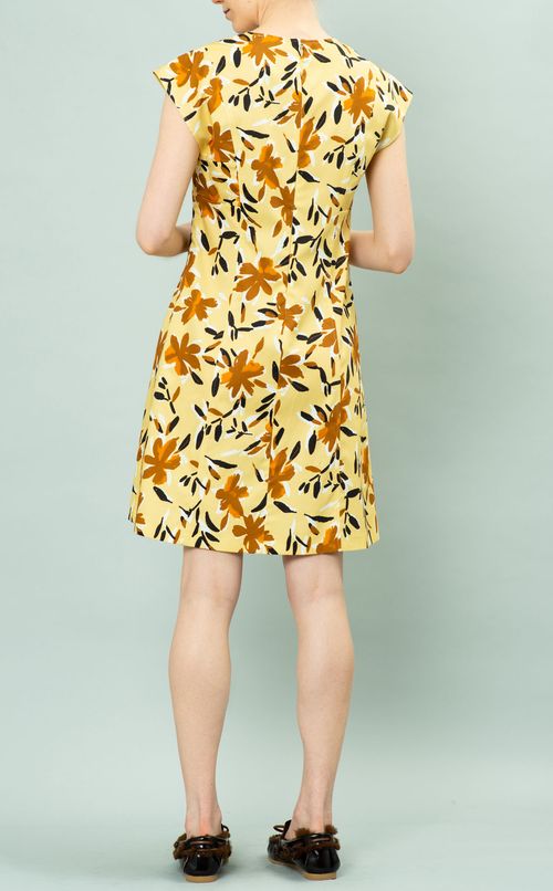 フラワープリントミニワンピース