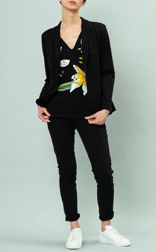 フラワープリントTシャツ