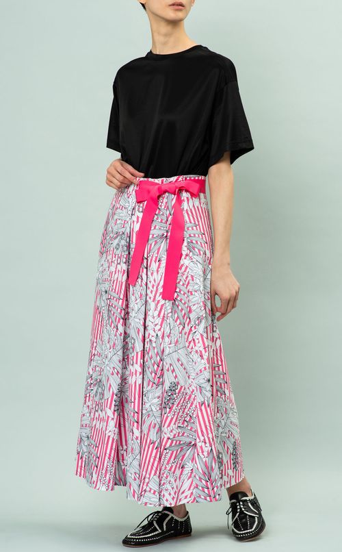 ドロップショルダーTシャツ