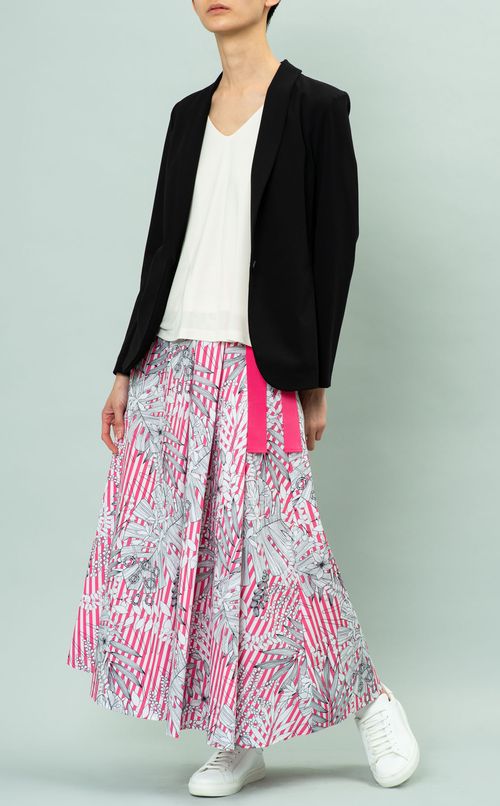 ストレッチテーラードジャケット