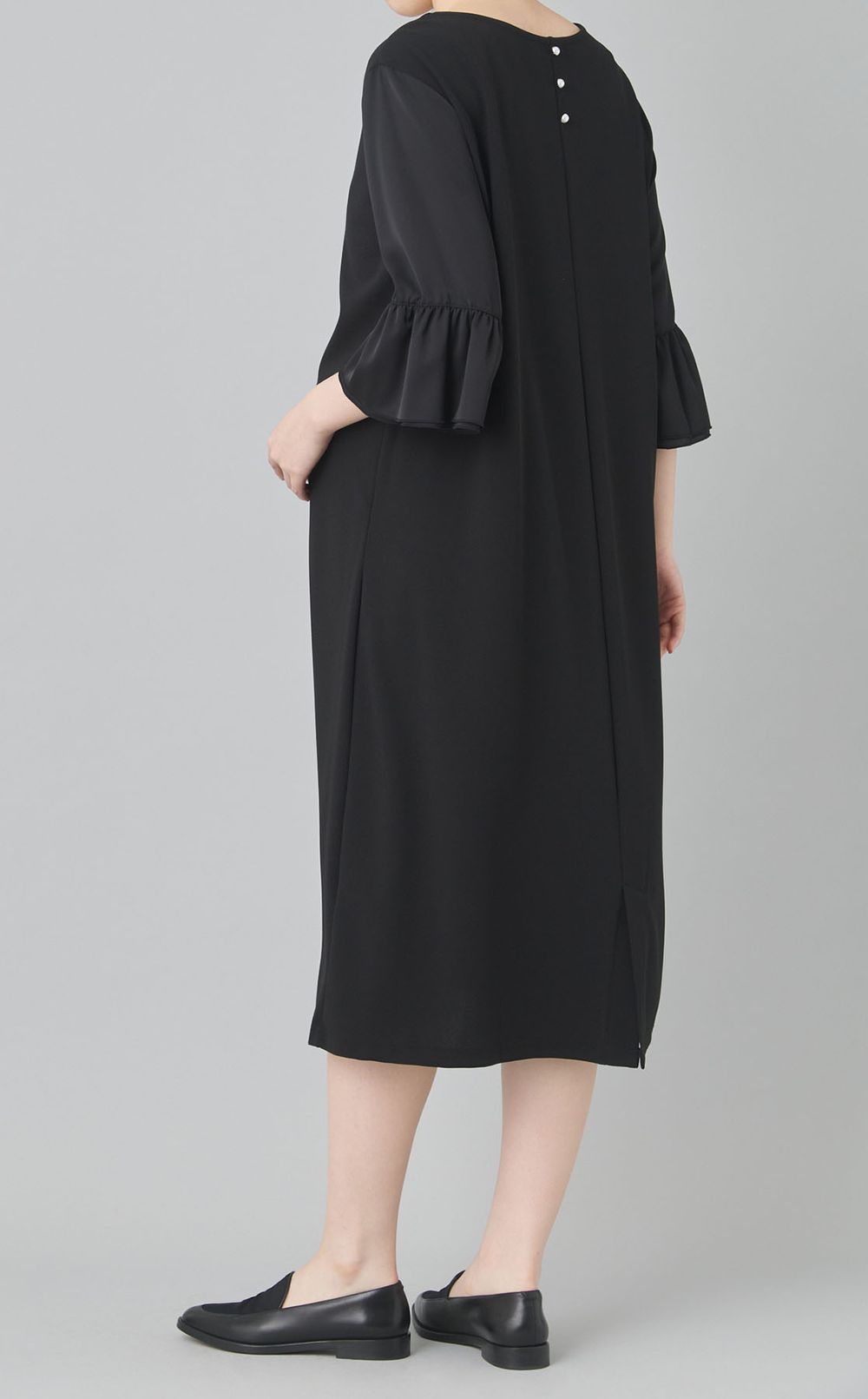 ベルスリーブジャージーワンピース