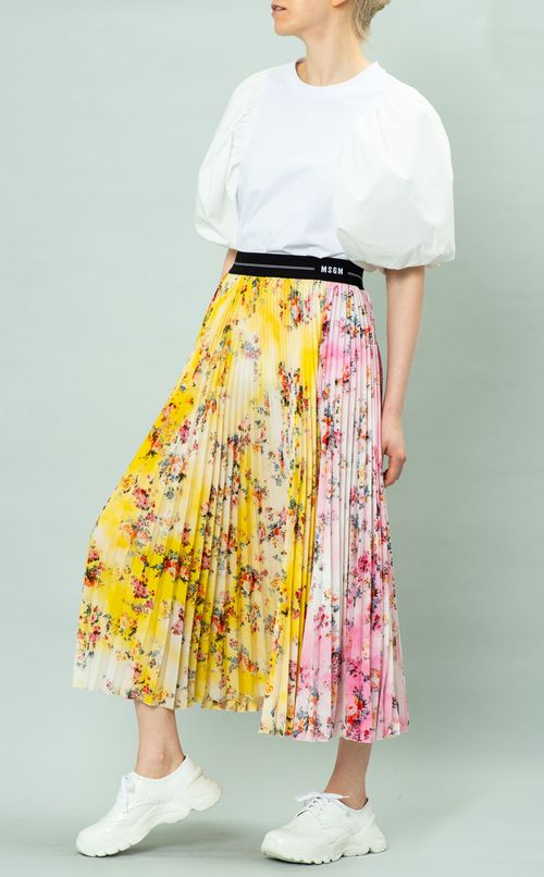 フラワープリントプリーツスカート