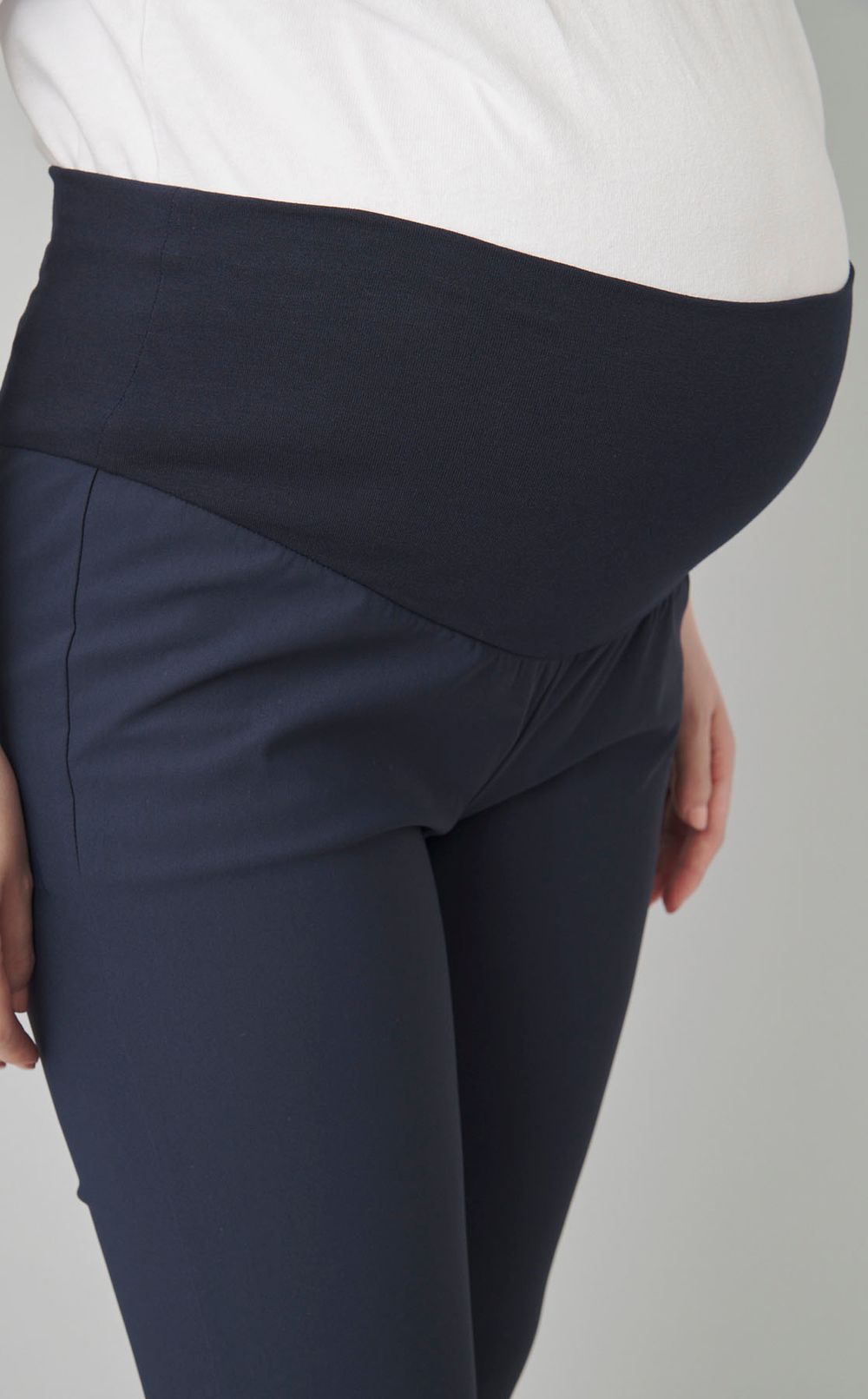 トリコットスリムパンツ