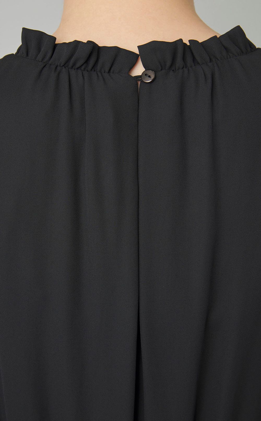 プチフリルシフォンギャザーワンピース