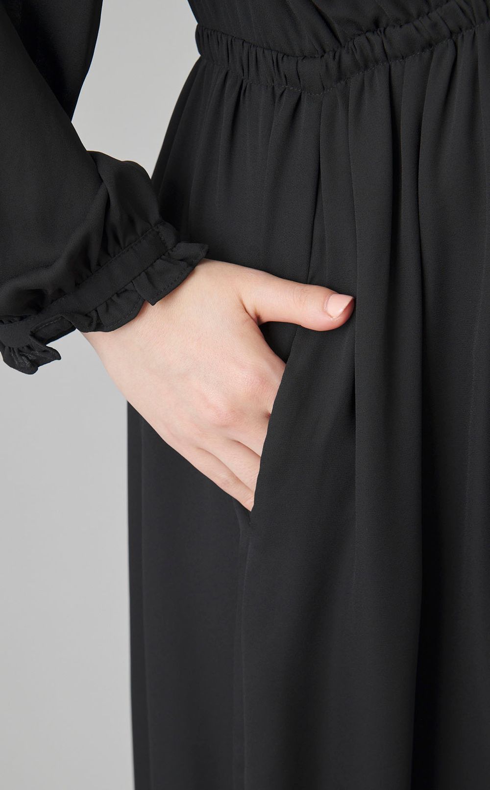 プチフリルシフォンギャザーワンピース