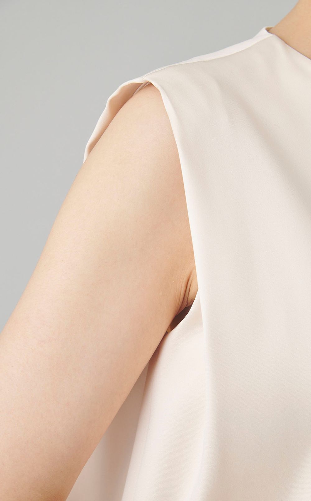 サテンタックショルダーワンピース