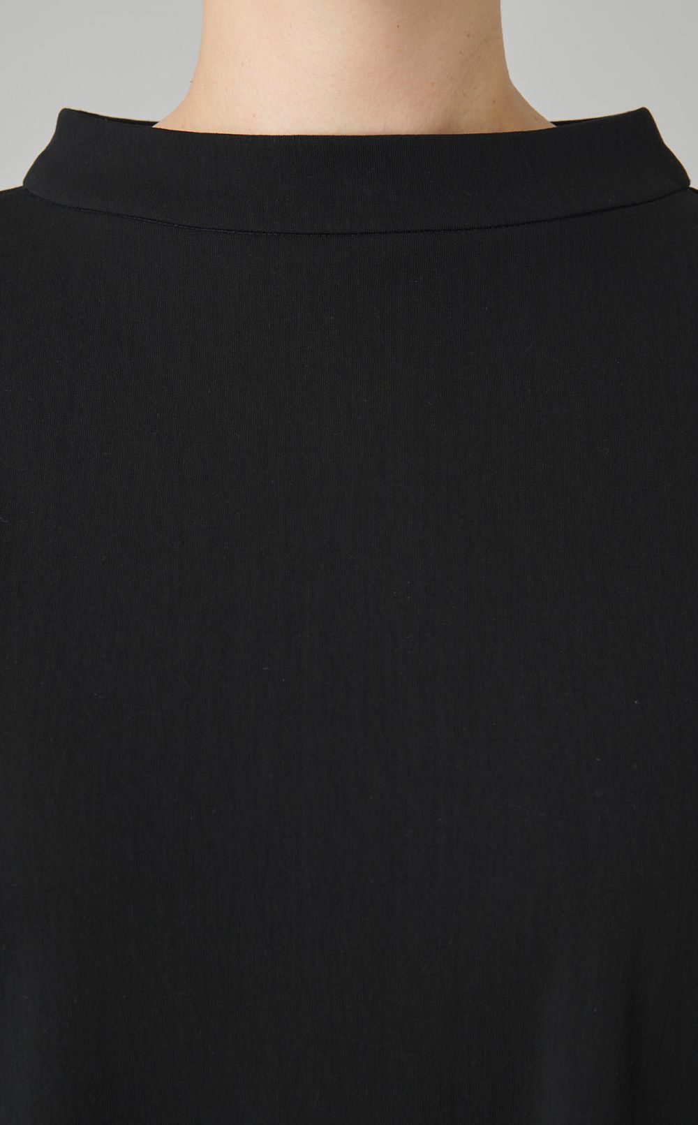 ドルマンスリーブワンピース