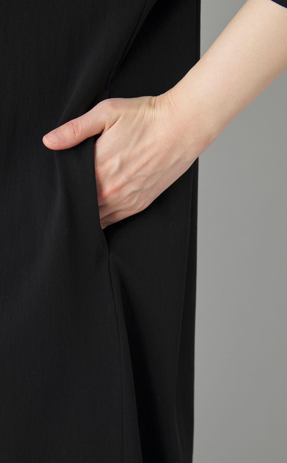 ドルマンスリーブワンピース