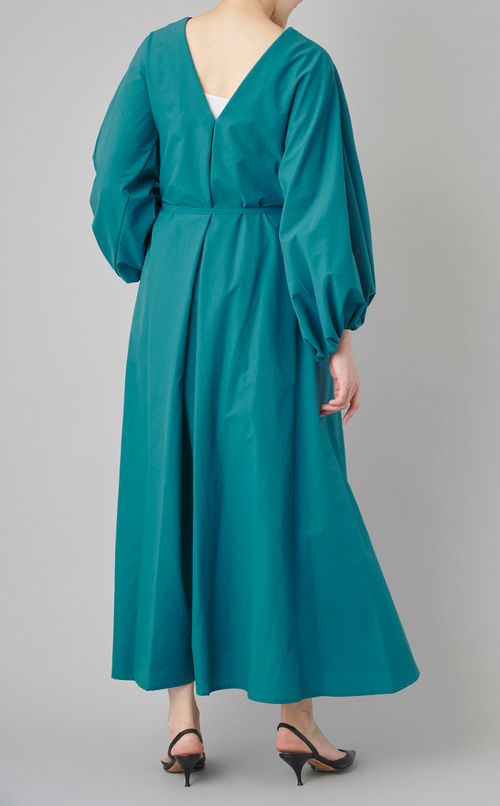 Vネックギャザーワンピース