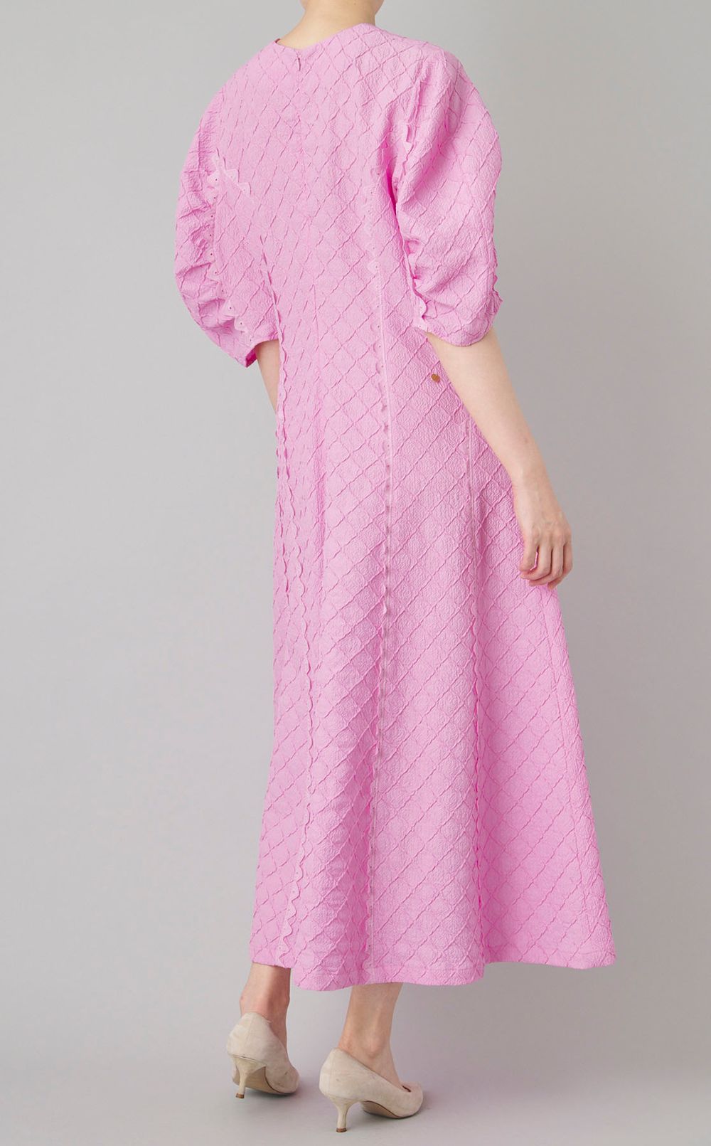 トライアングルレースワンピース