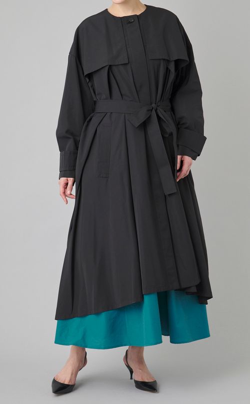 Vネックギャザーワンピース