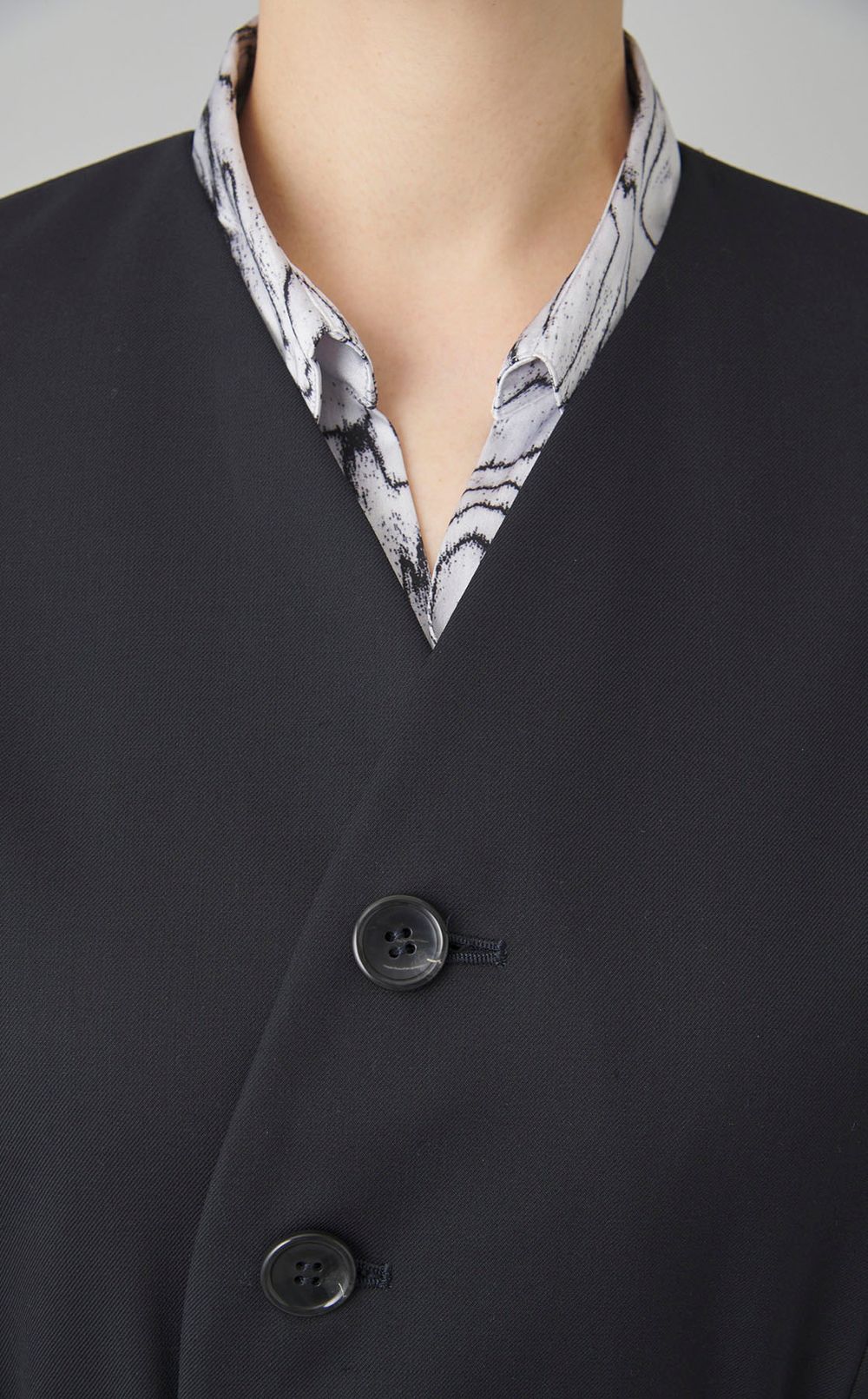 サークルカッティングロングジレ