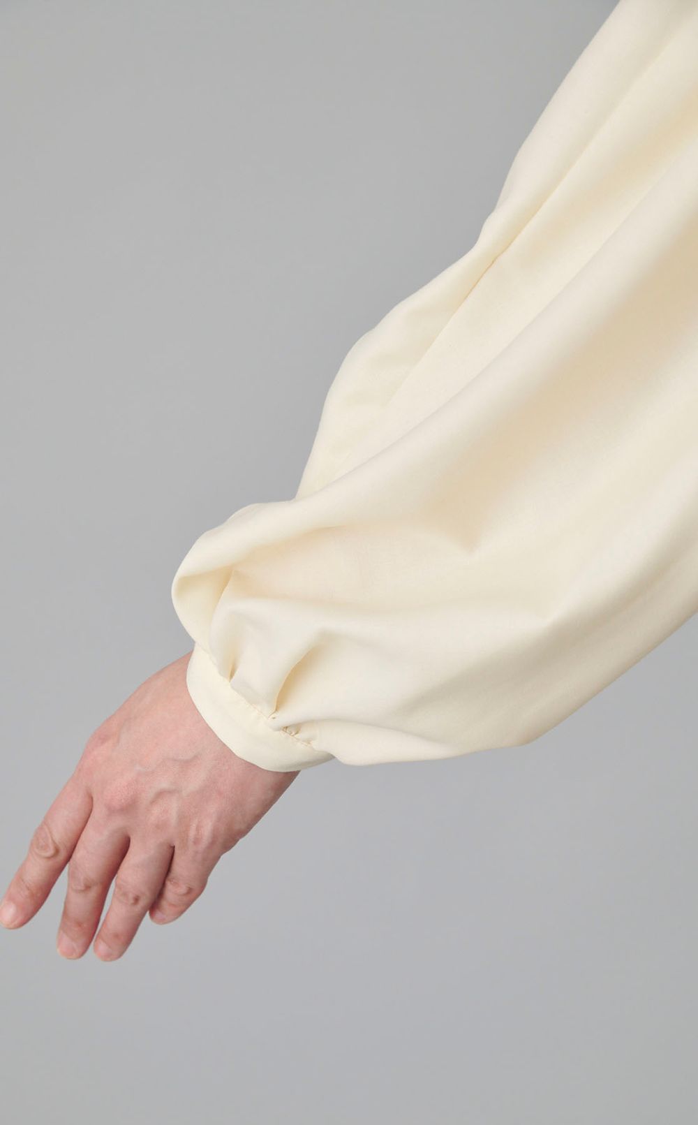 アーム切替ボウタイブラウス