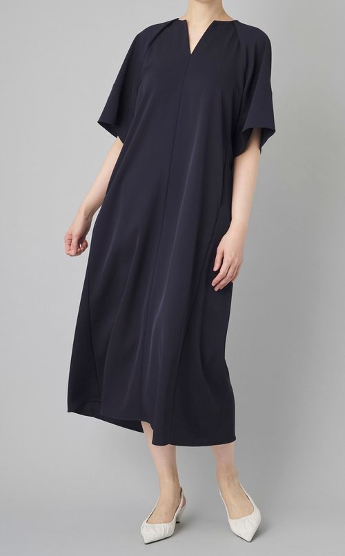 キーネックフレアワンピース