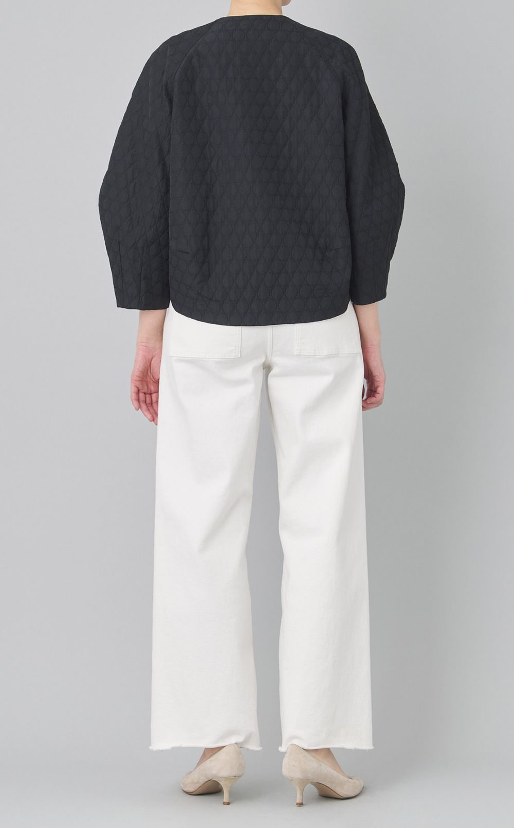 サークルジャガードショートジャケット