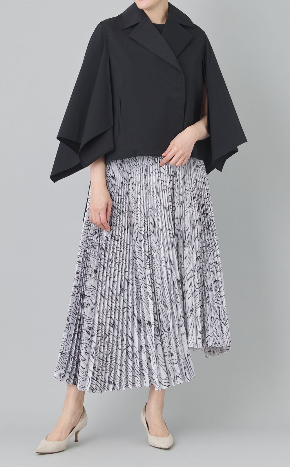 ナイロンツイルケープジャケット