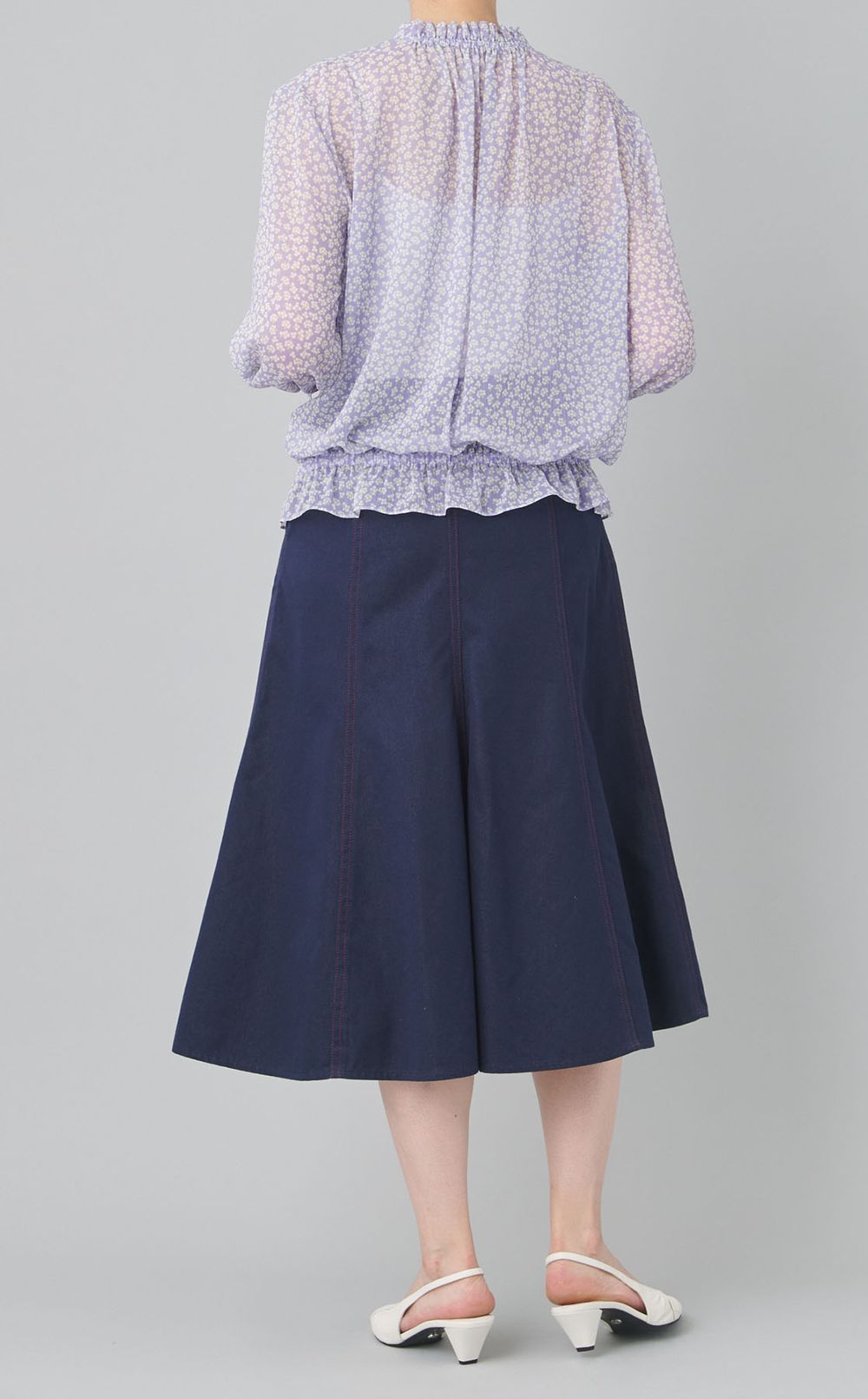 ミニフラワーギャザーブラウス