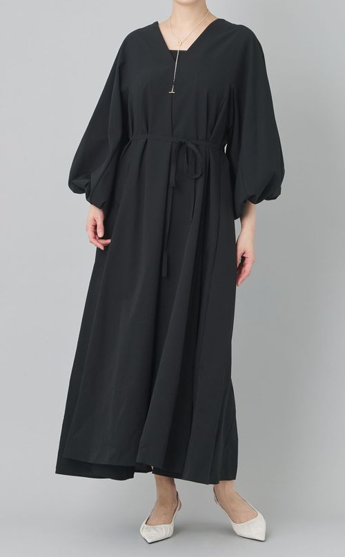 Vネックギャザーワンピース