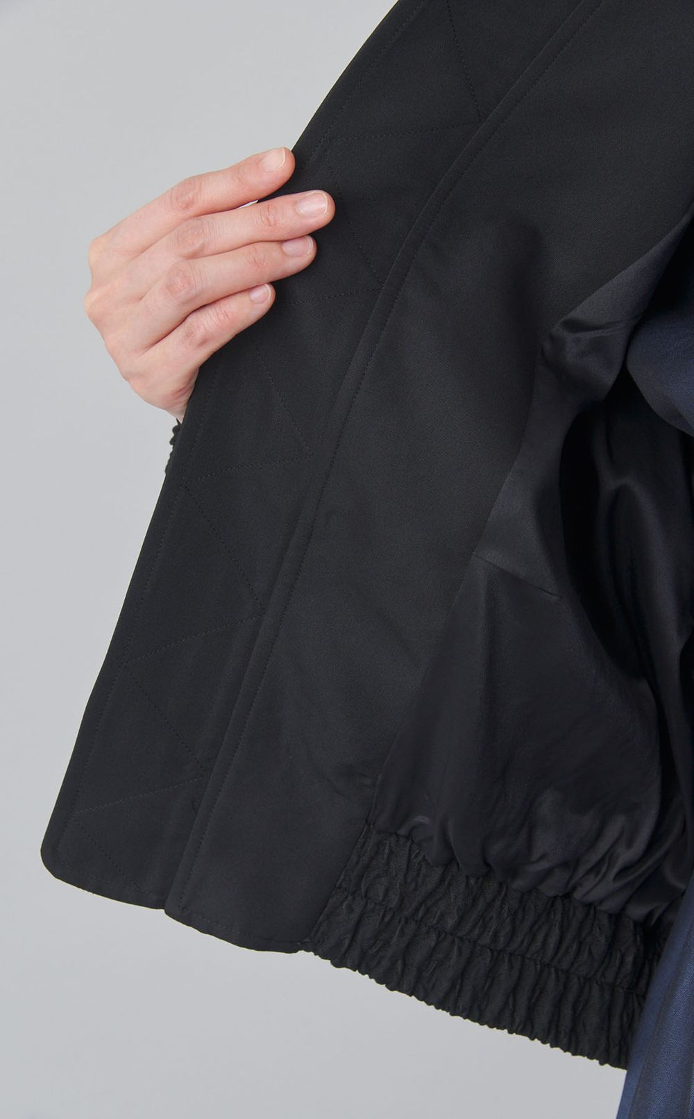 ストレッチジャガードブルゾン