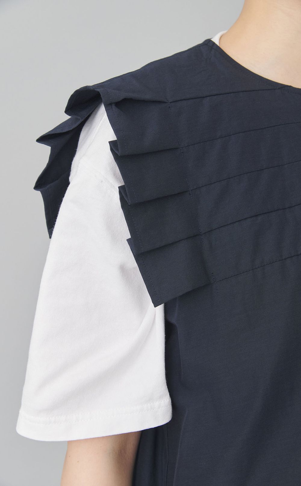 プリーツスリーブジレワンピース