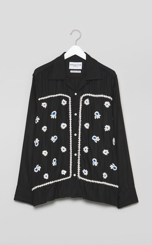 ハンドエンブロイダリーシャツ