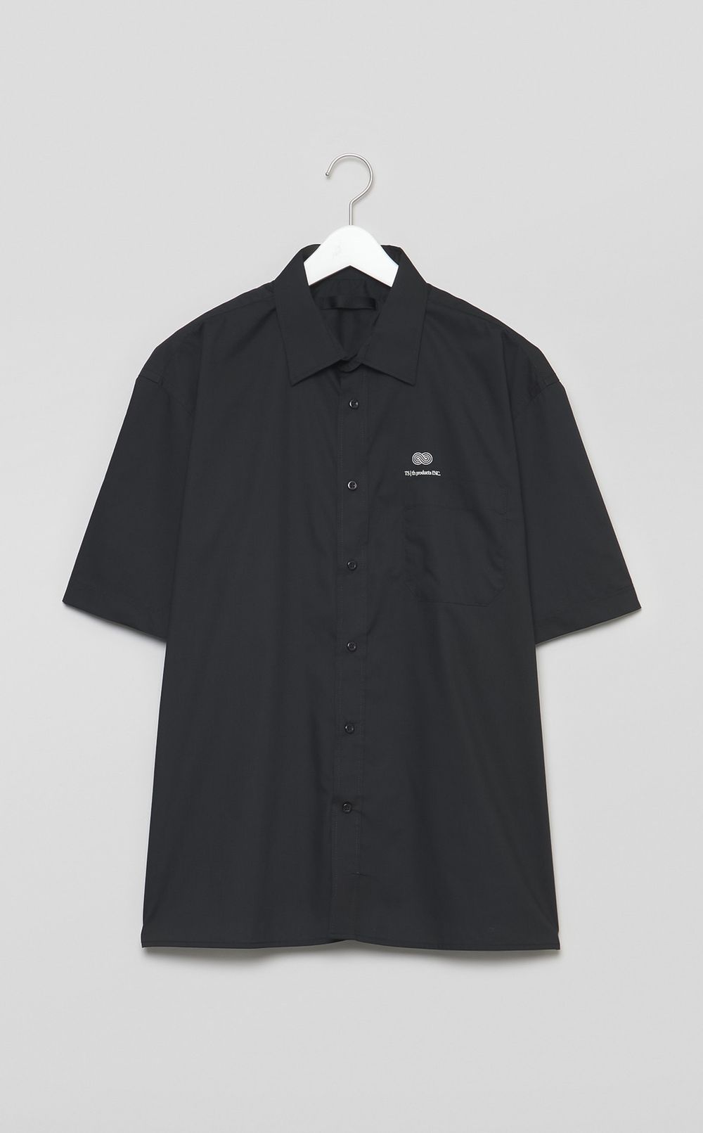 グラフィックショートスリーブシャツ