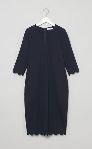 スカラップポンチワンピース