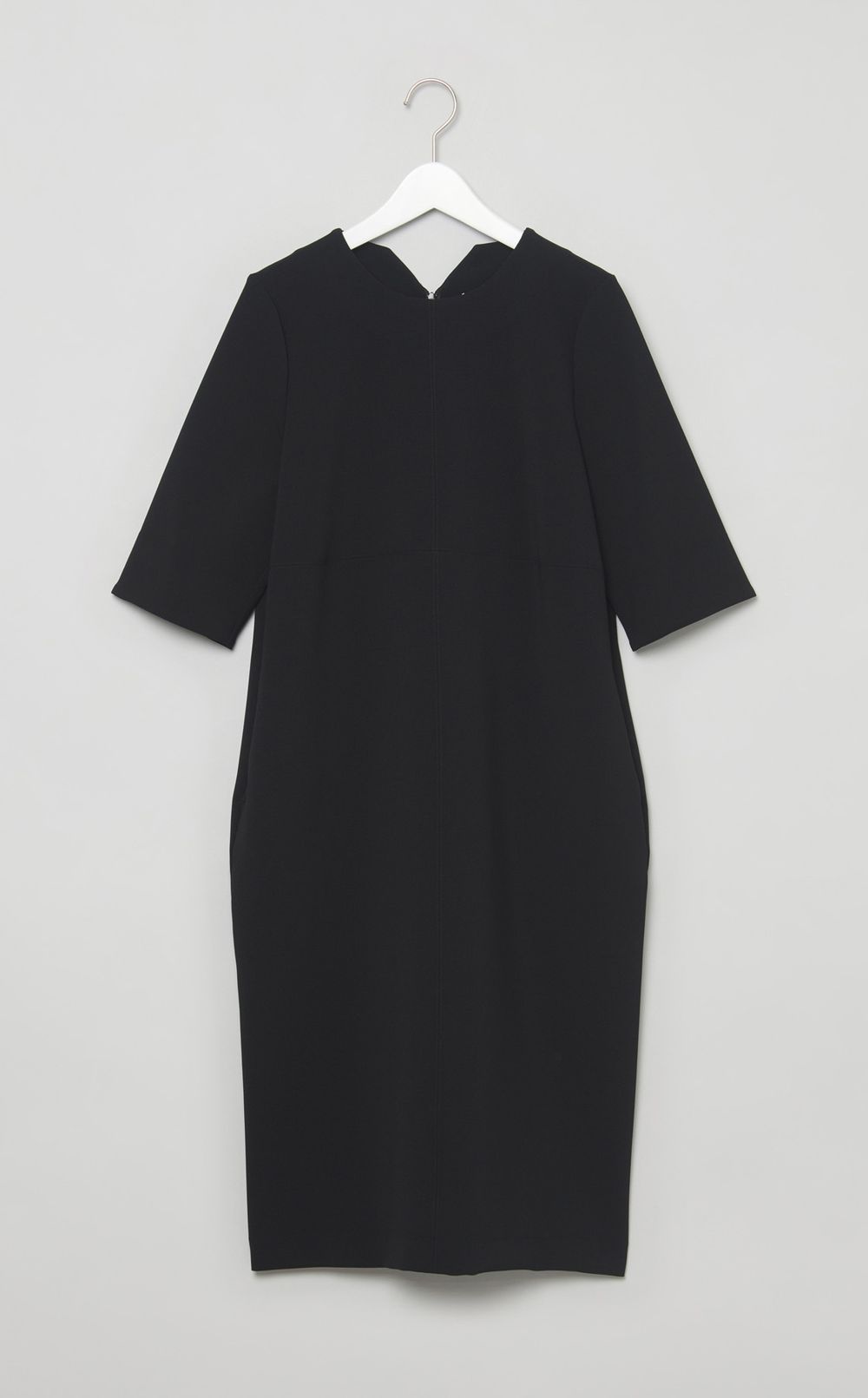 コクーンワンピース