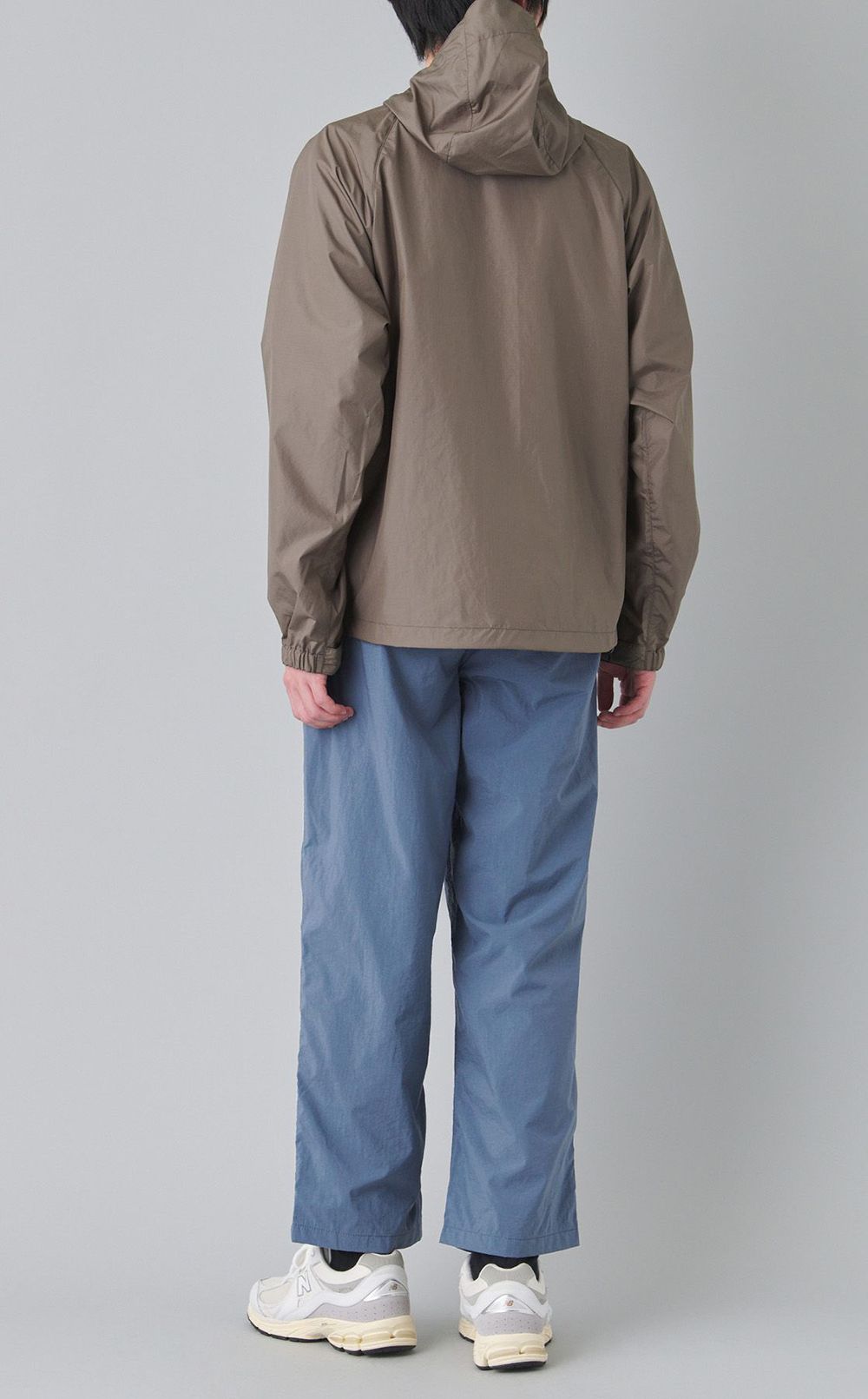 コンパクトパンツ