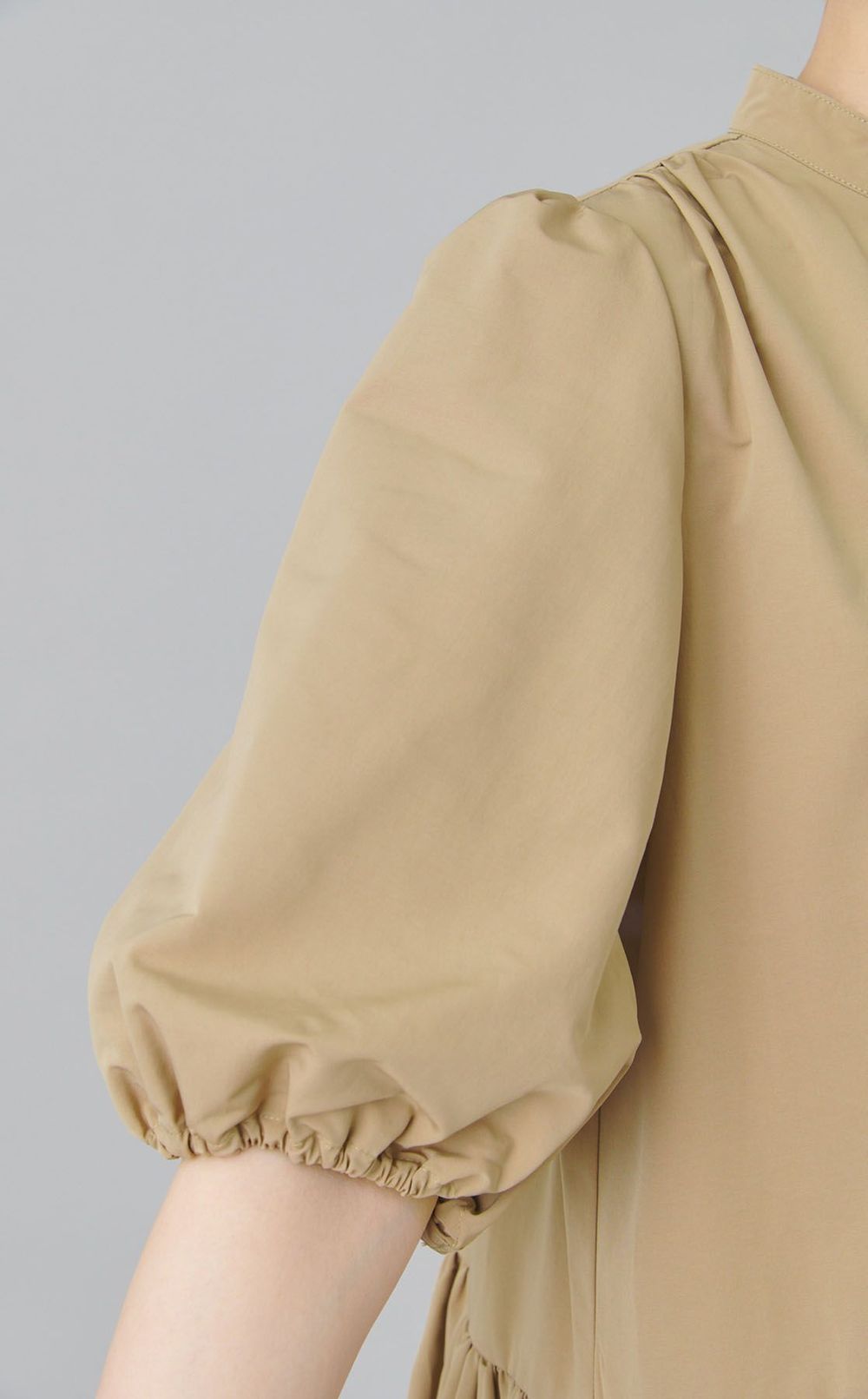 ハーフパフスリーブシャツワンピース